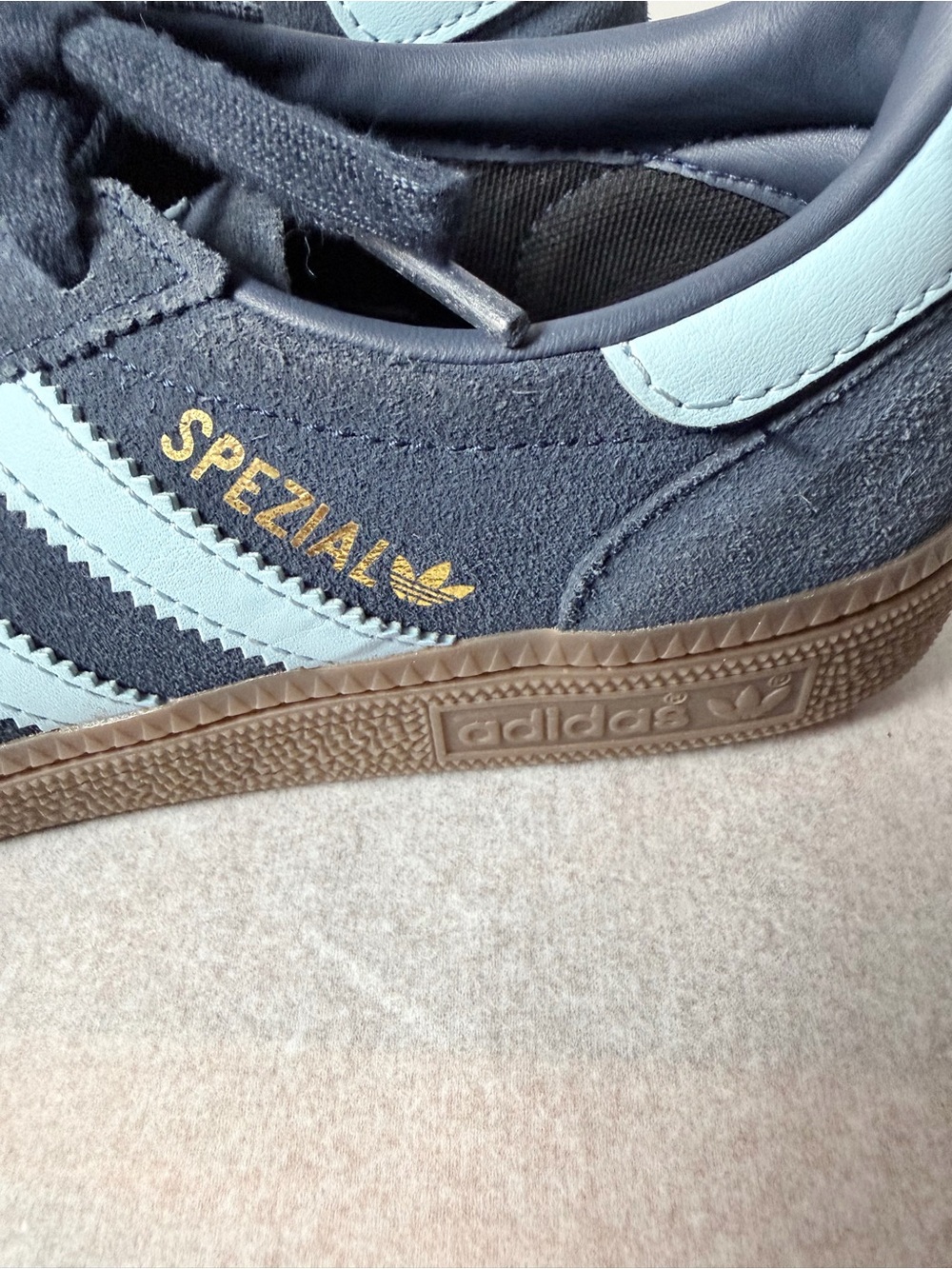 adidas Handball Spezial Kids Suede Sneaker in Navy and Light Blue - Picture 5 of 9